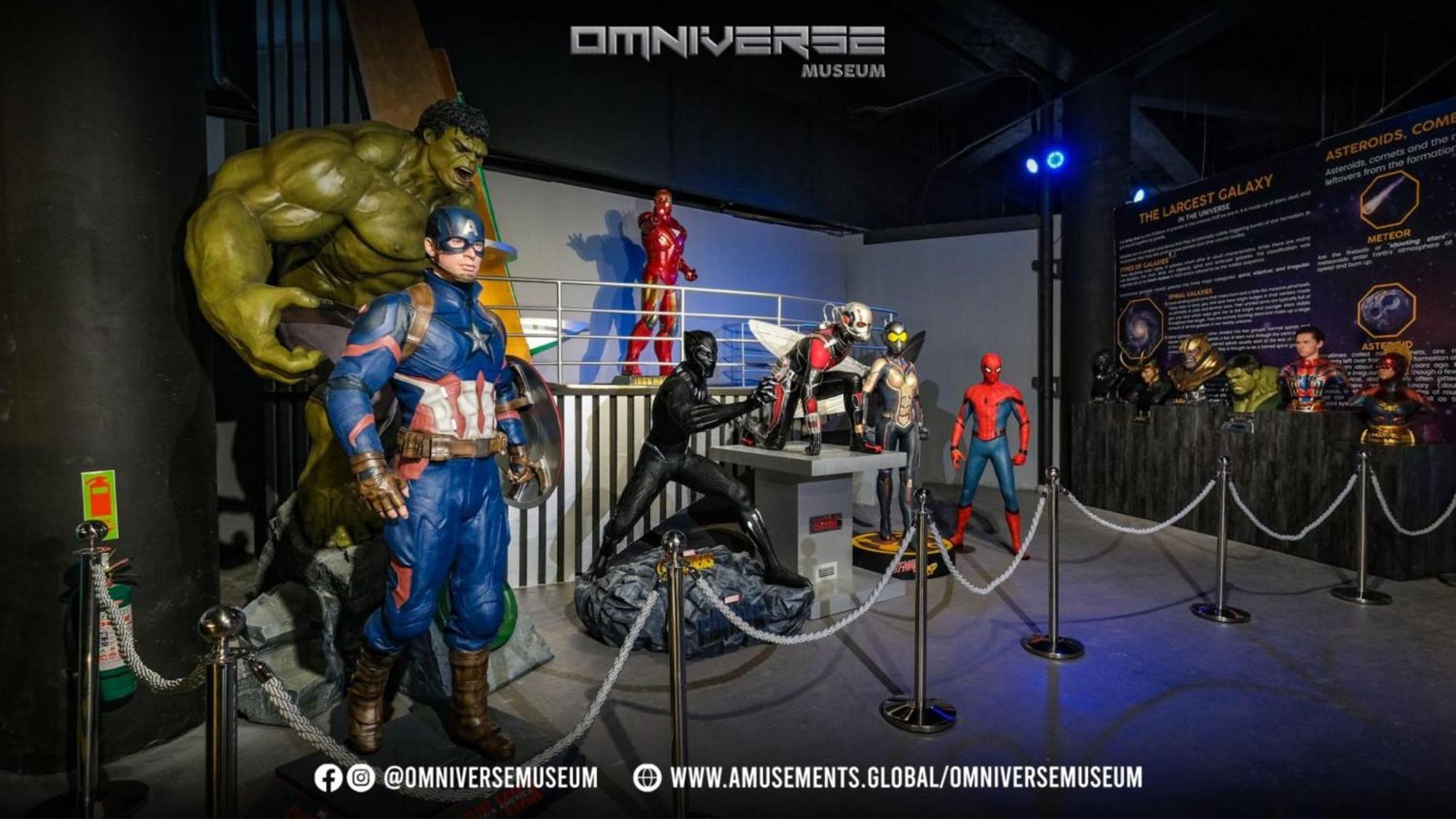 Holiday Inn & Suites Makati By Ihg Makati City Eksteriør bilde Marvel Super Heroes