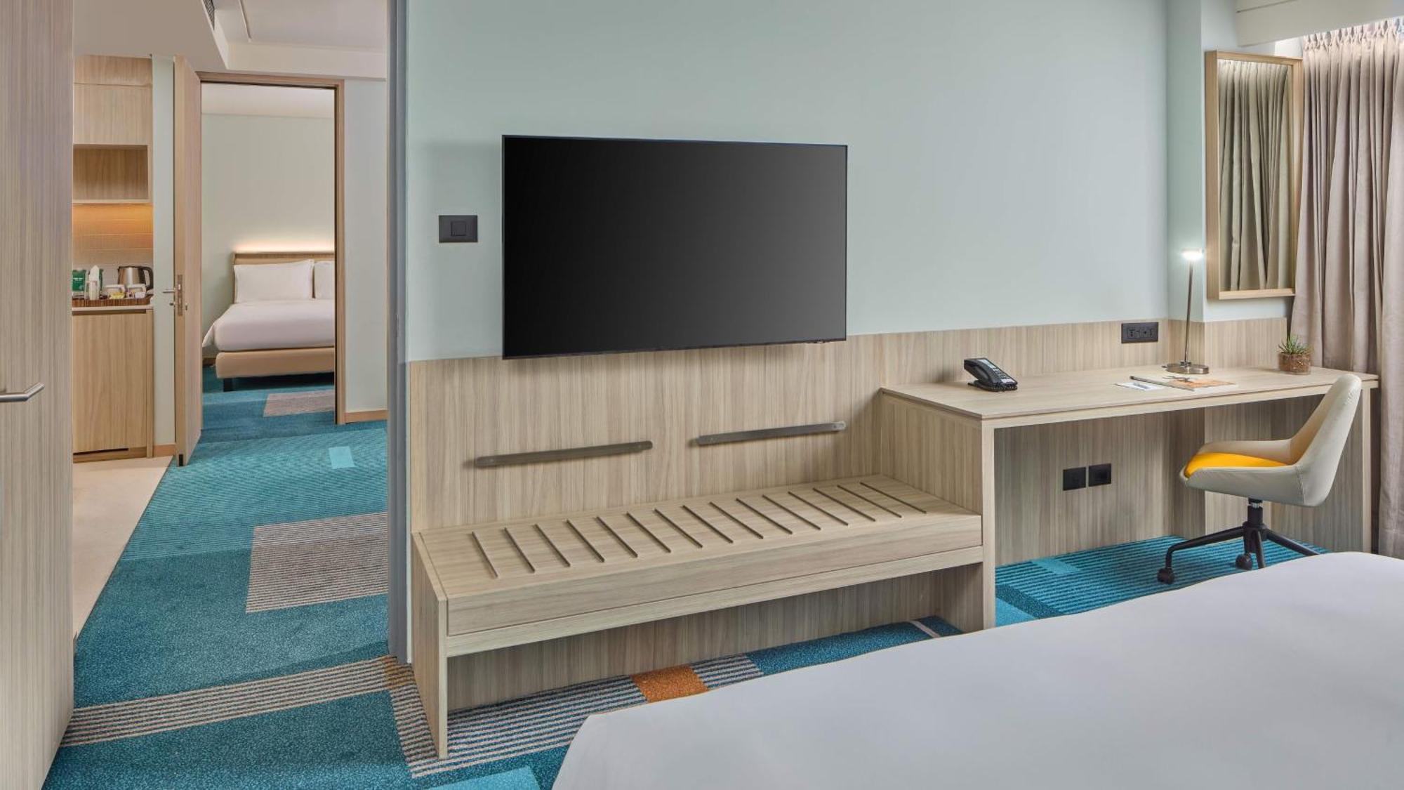 Holiday Inn & Suites Makati By Ihg Makati City Eksteriør bilde