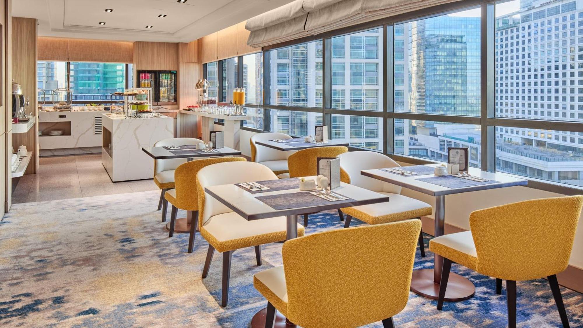 Holiday Inn & Suites Makati By Ihg Makati City Eksteriør bilde